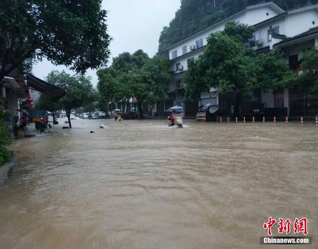 廣西桂林陽(yáng)朔暴雨最新情況報(bào)道更新