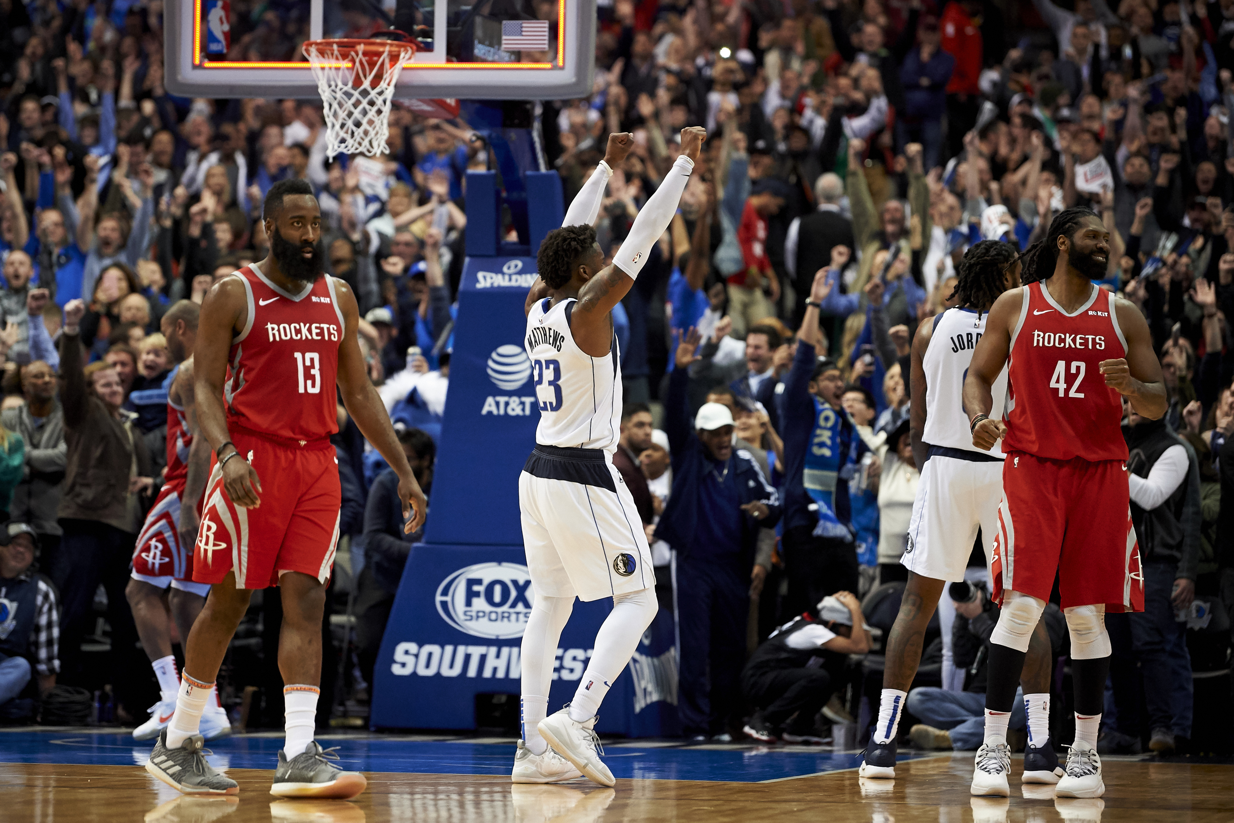 NBA火箭熱血賽場，不容錯過的比賽盛宴，實時直播帶你飛！