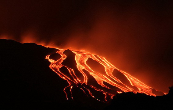 最新火山動態(tài)，探索地球烈焰之舞